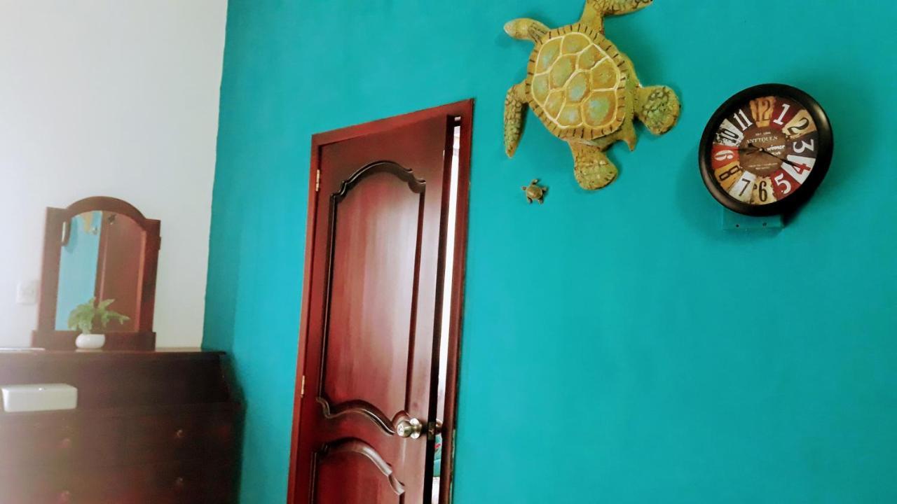 Suite Galarous Island Puerto Ayora  Εξωτερικό φωτογραφία