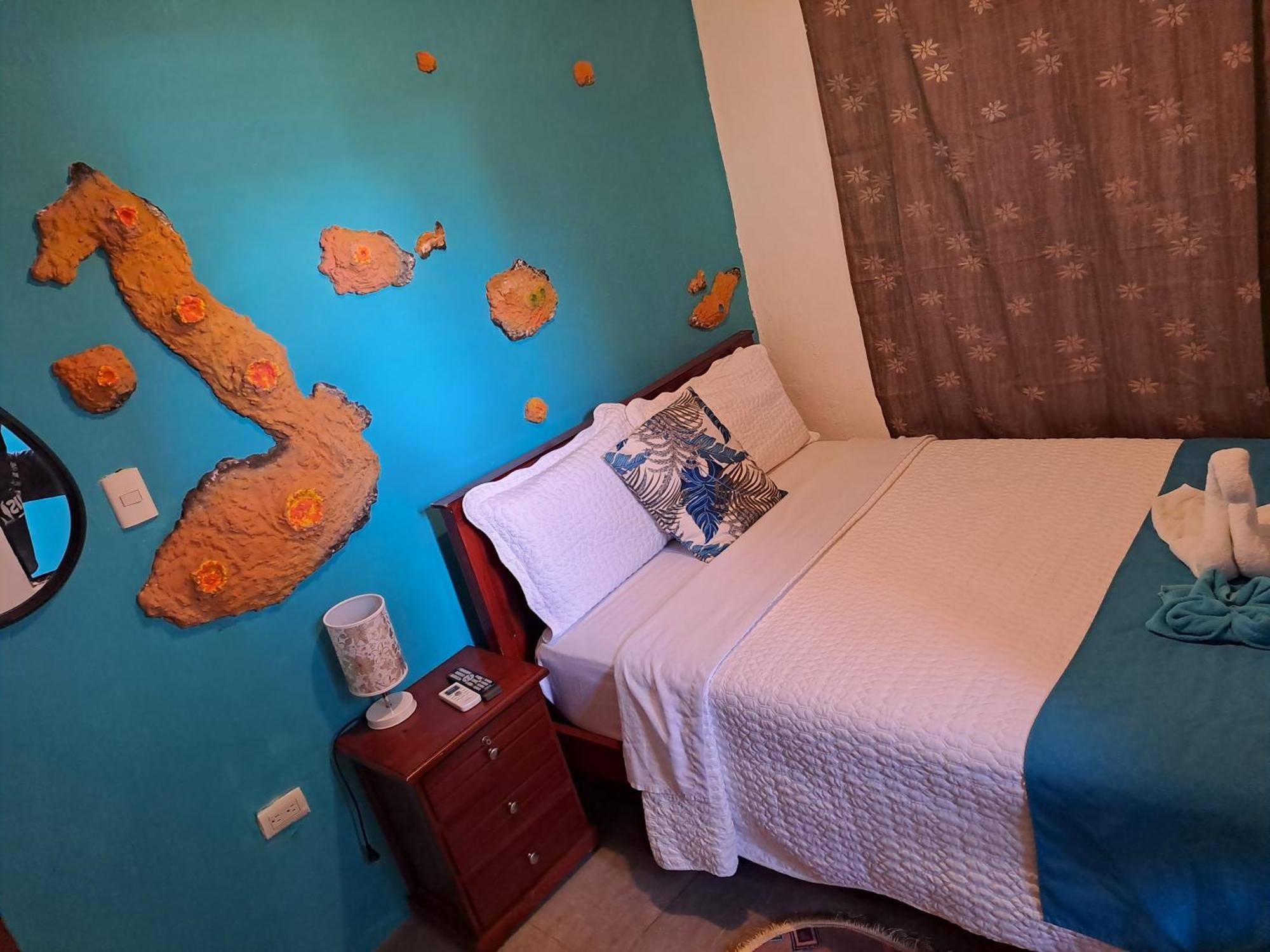 Suite Galarous Island Puerto Ayora  Εξωτερικό φωτογραφία