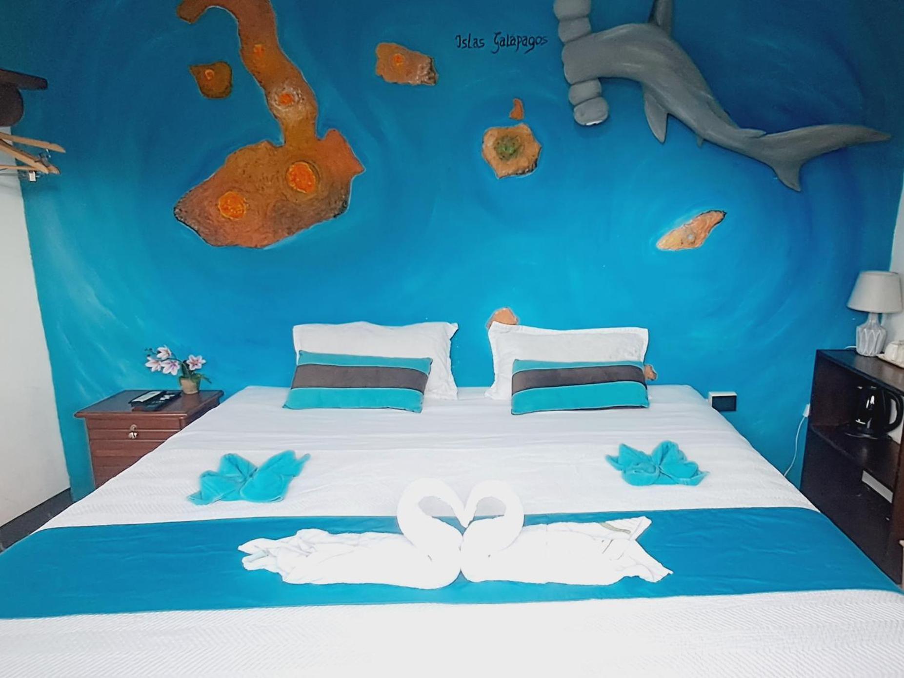 Suite Galarous Island Puerto Ayora  Εξωτερικό φωτογραφία