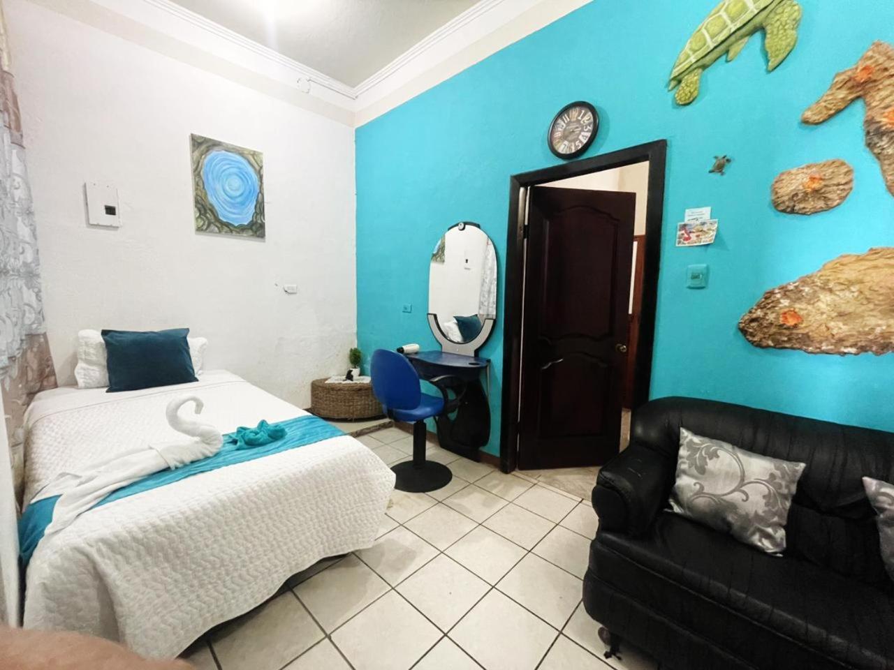 Suite Galarous Island Puerto Ayora  Εξωτερικό φωτογραφία